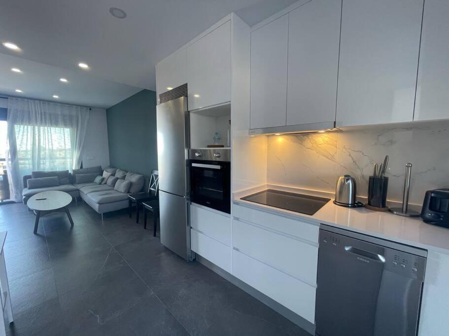 New Built 3-bed Penthouse With Pool, Mar De Plata Apartment